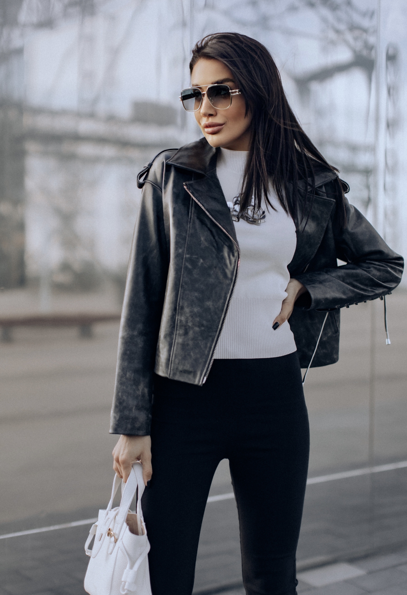 Курточка из натуральной кожи