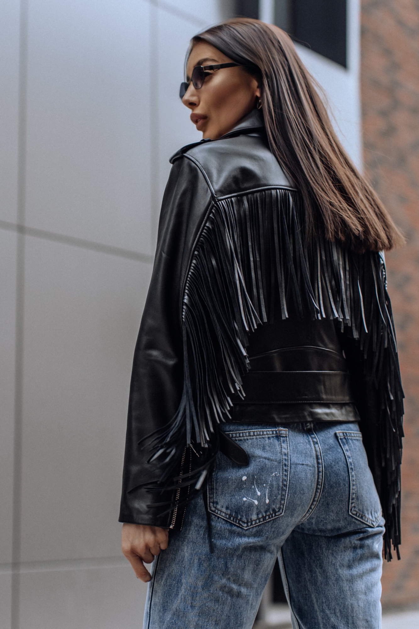 Укороченная косуха с бахромой