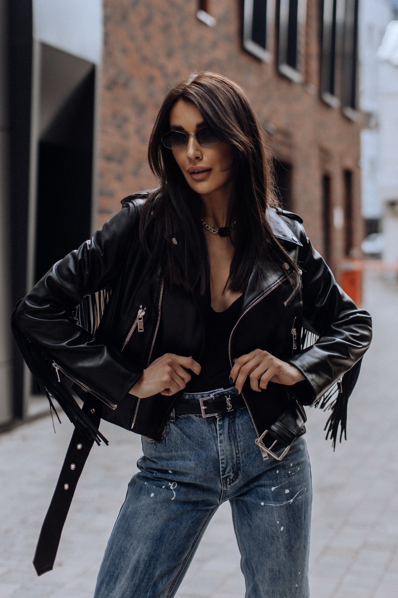 Укороченная косуха с бахромой