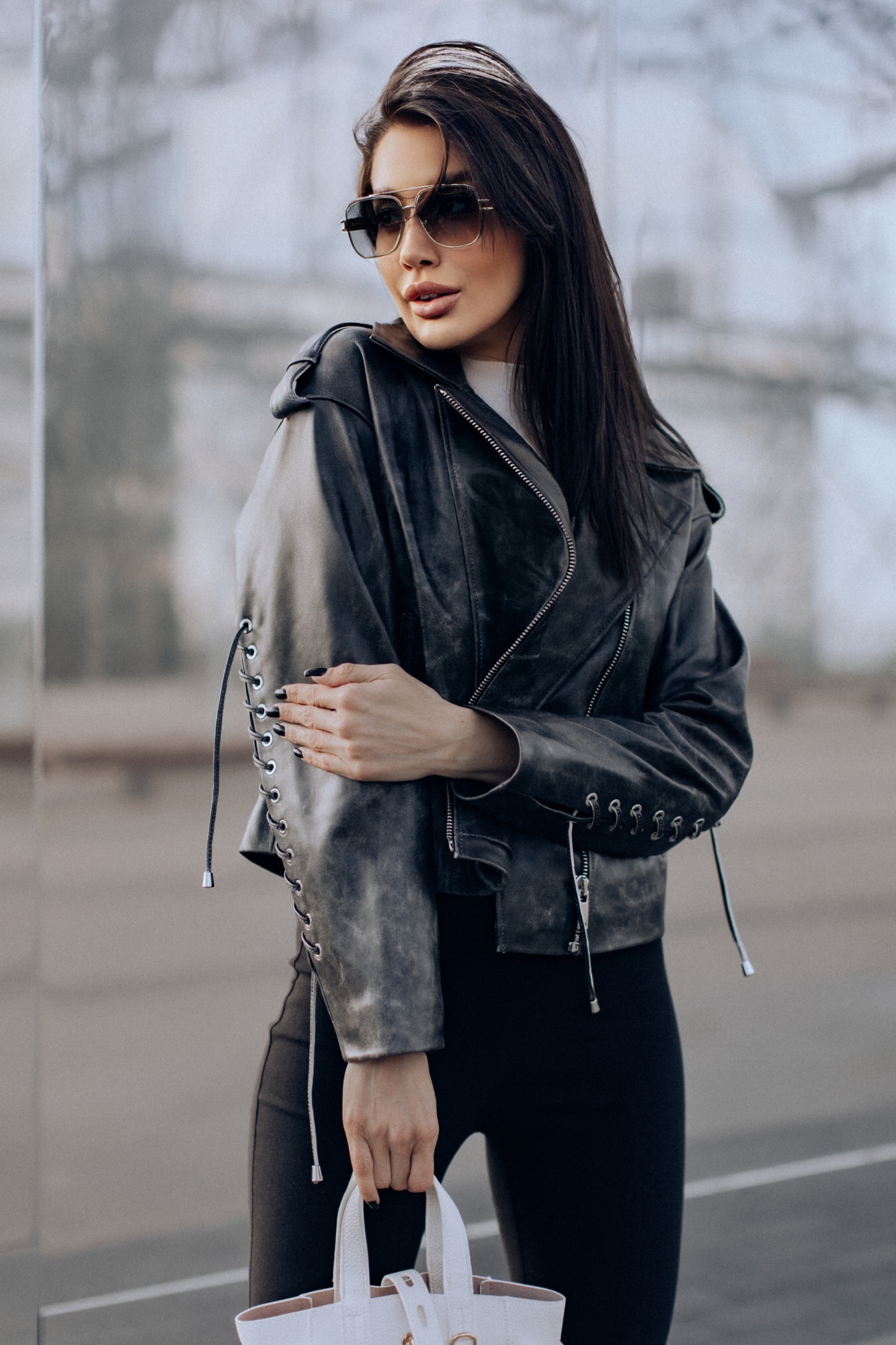 Курточка из натуральной кожи