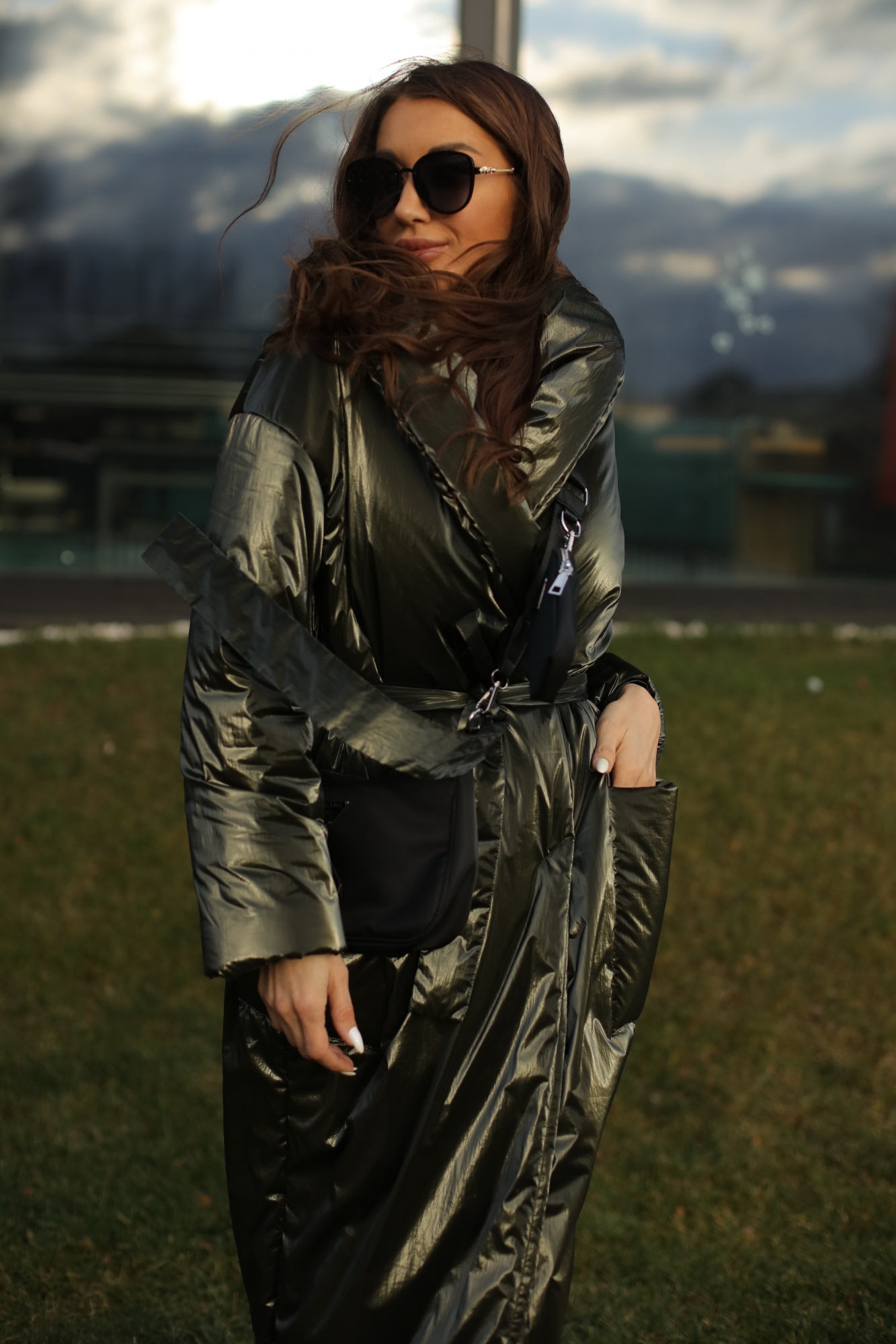 Итальянский пуховик в цвет хаки