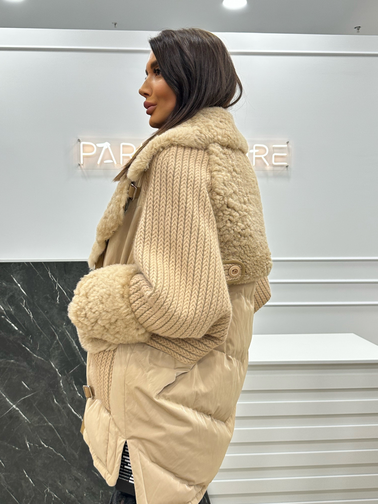 Итальянский пуховик с мехом тиградо хит продаж