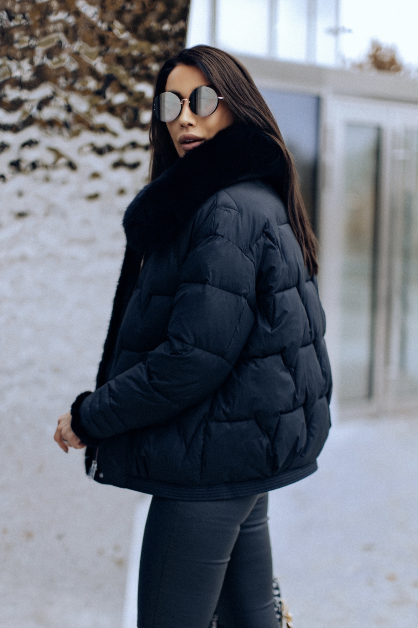 Пуховик с мехом песца