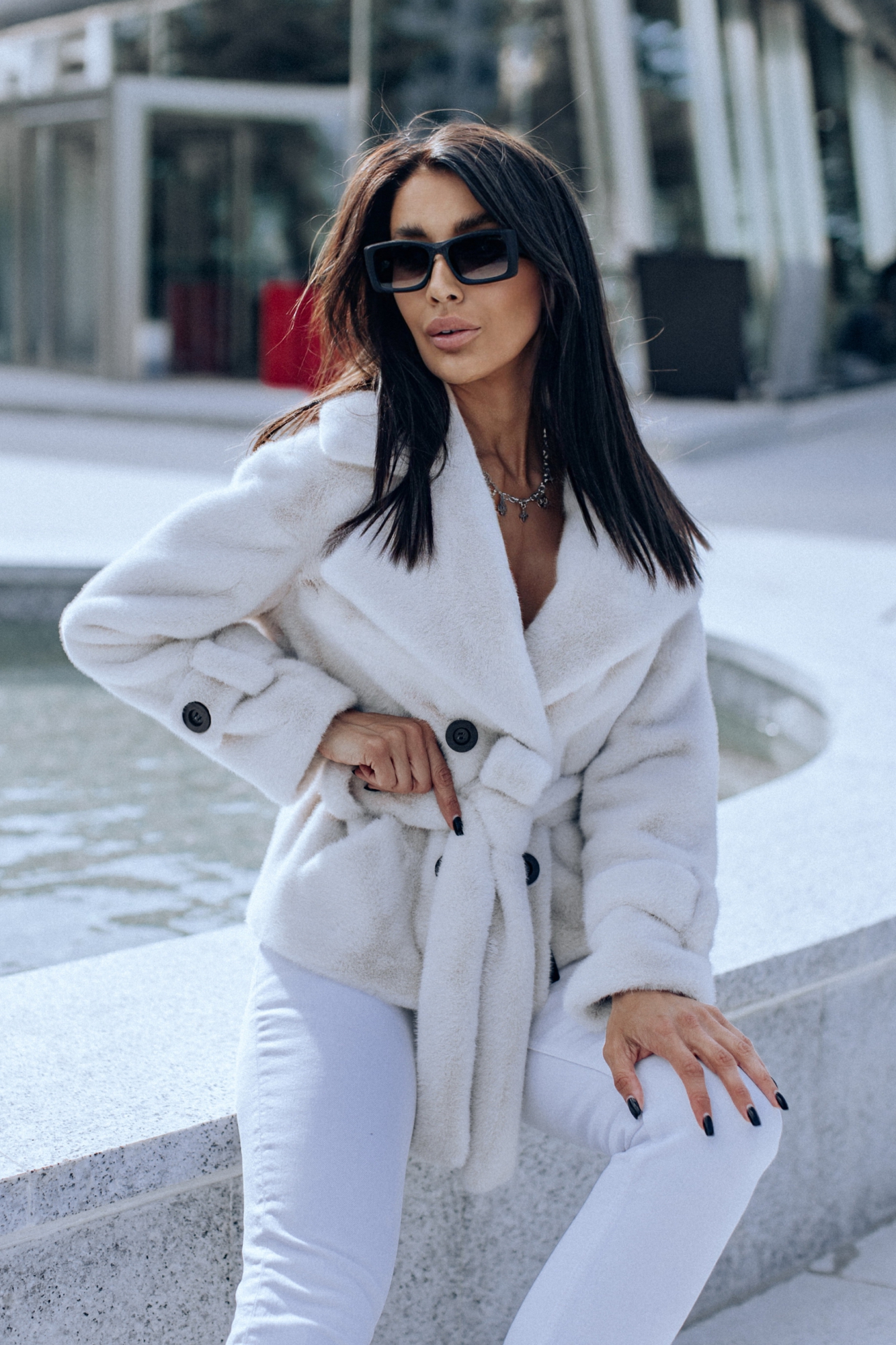 Укороченная шубка эко