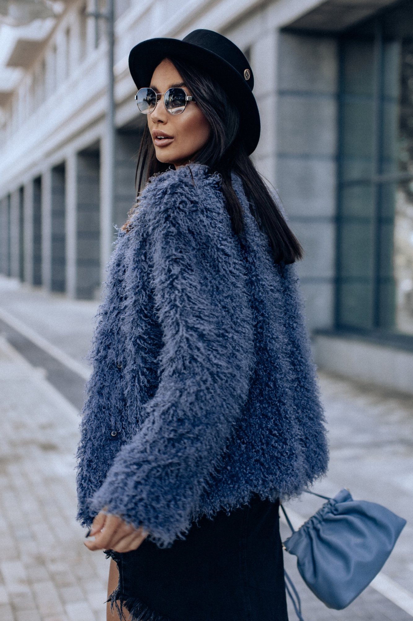 Шубка из экомеха. Лама