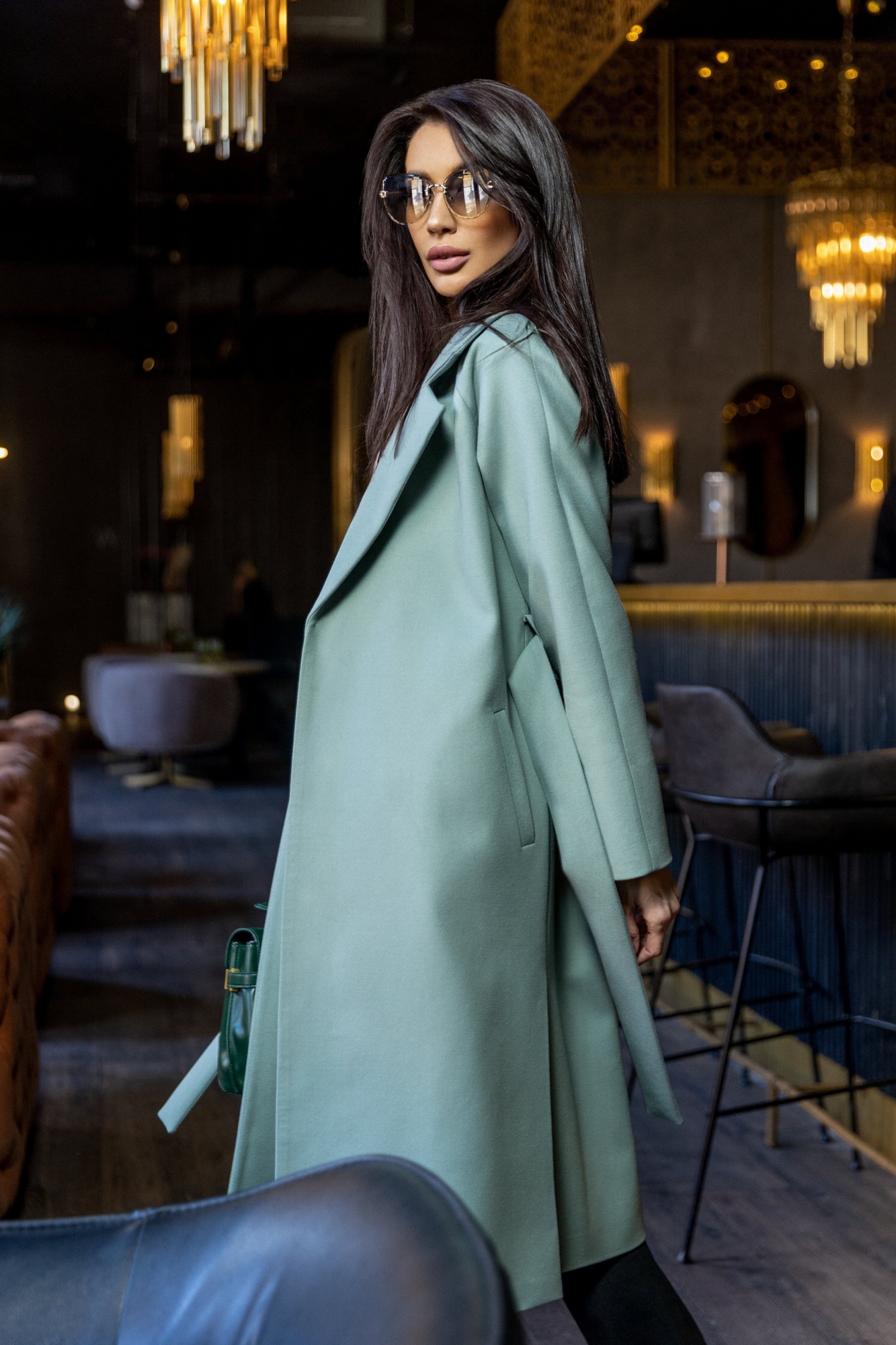 Весеннее пальто в мятном цвете