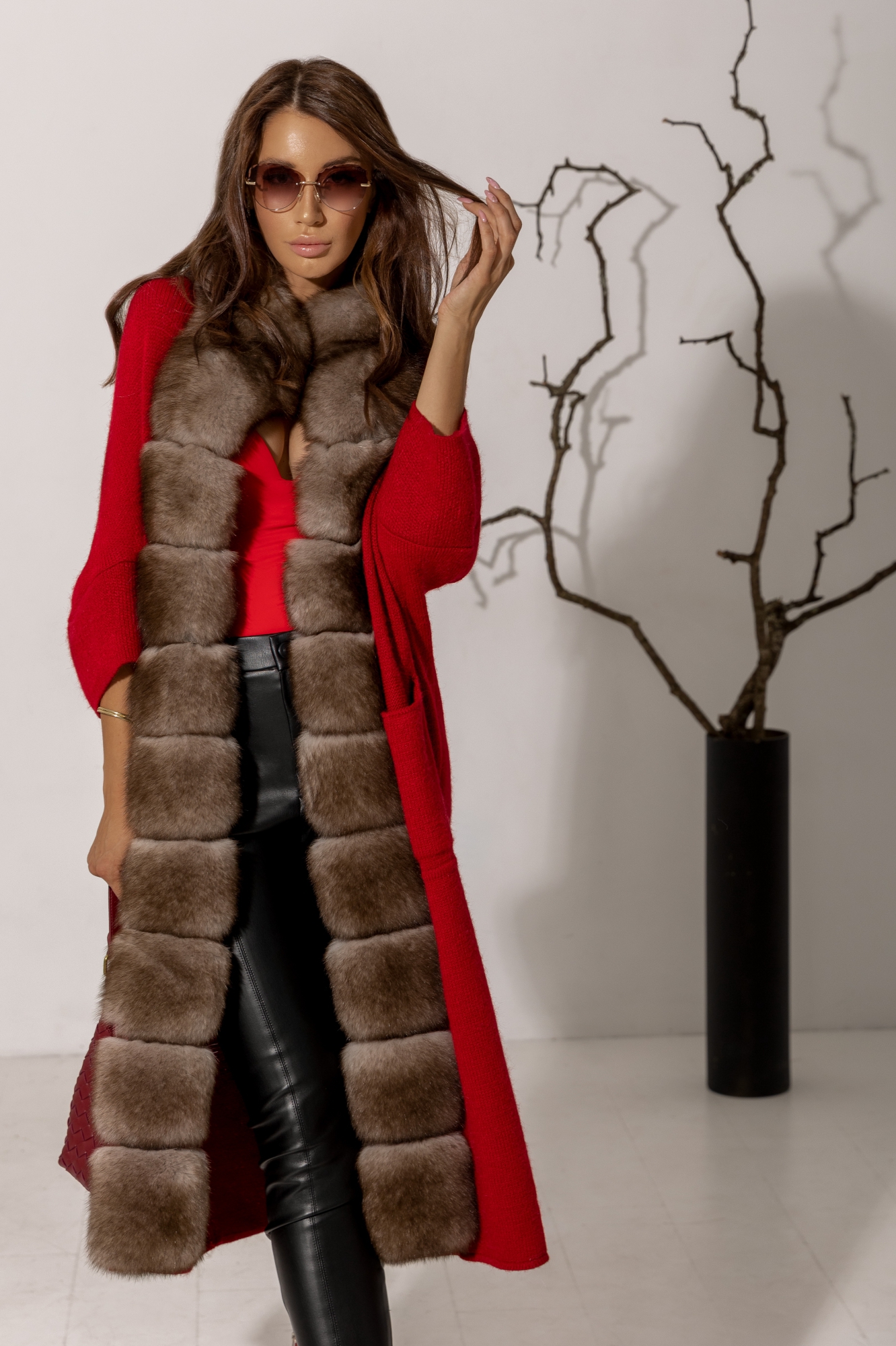 Вязанный кардиган с мехом песца