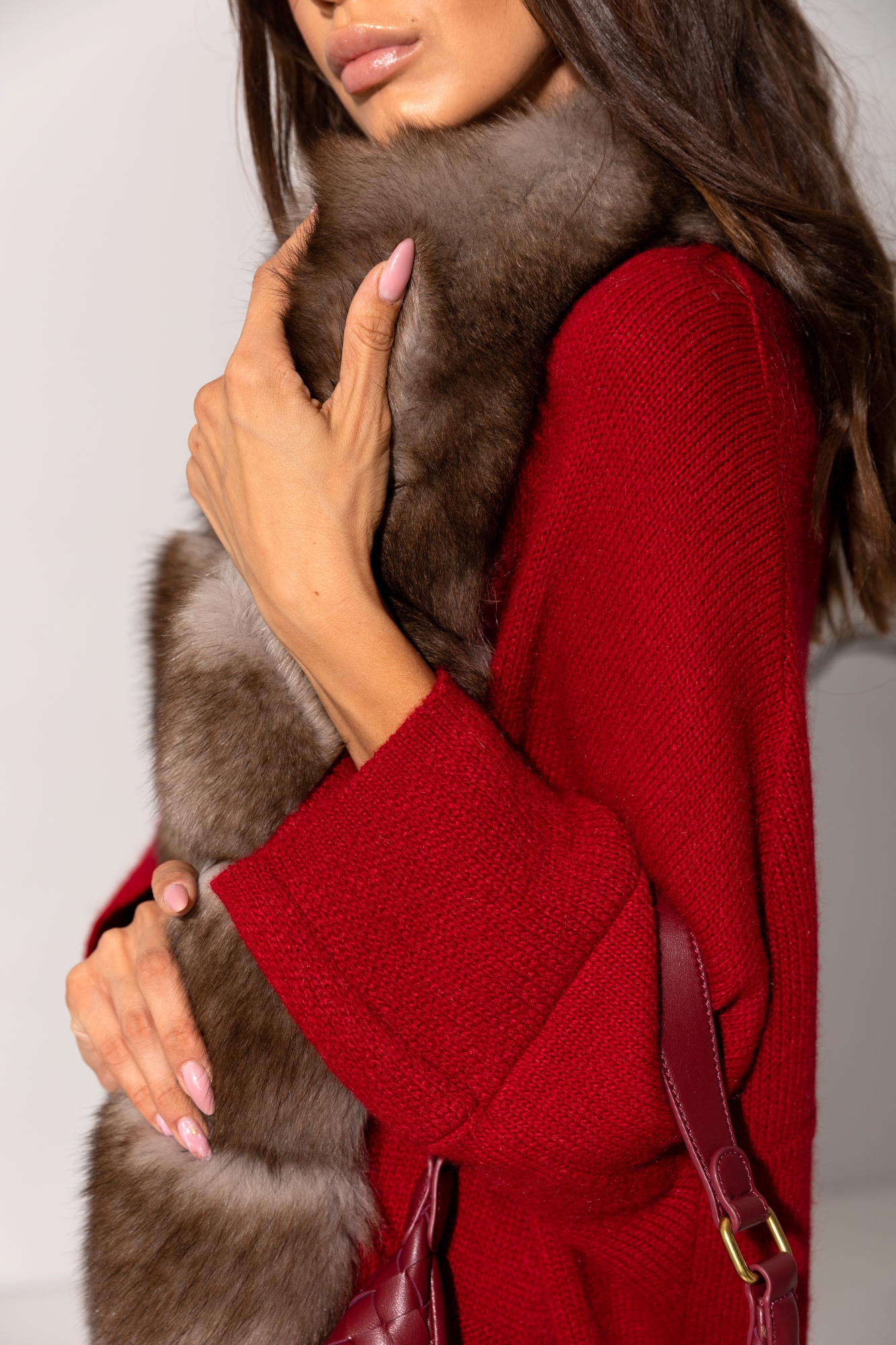 Вязанный кардиган с мехом песца