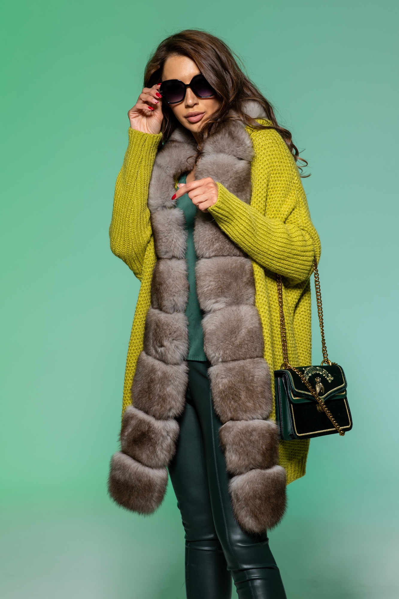 Кардиган с мехом песца