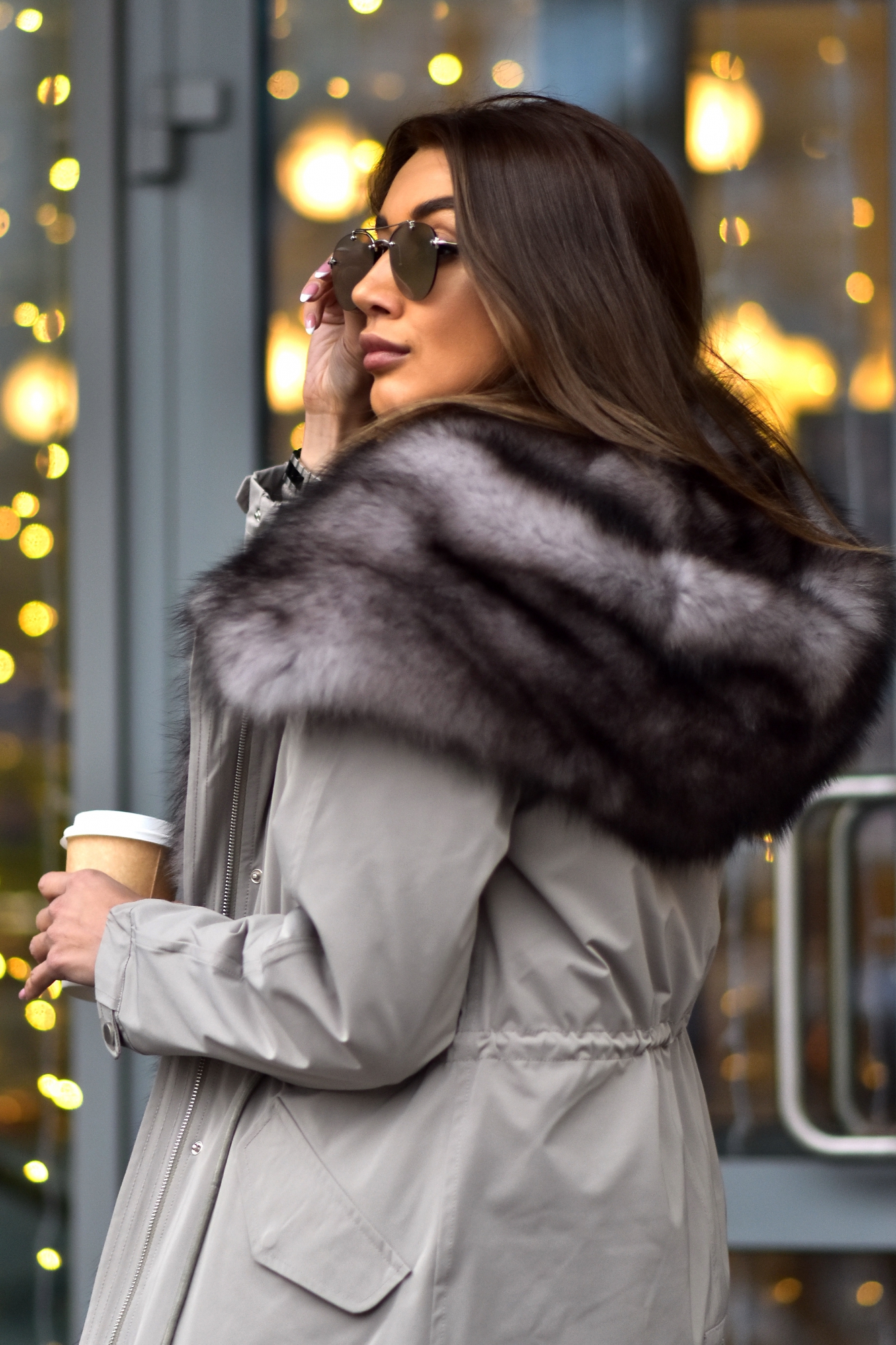 Зимняя парка с полным капюшоном