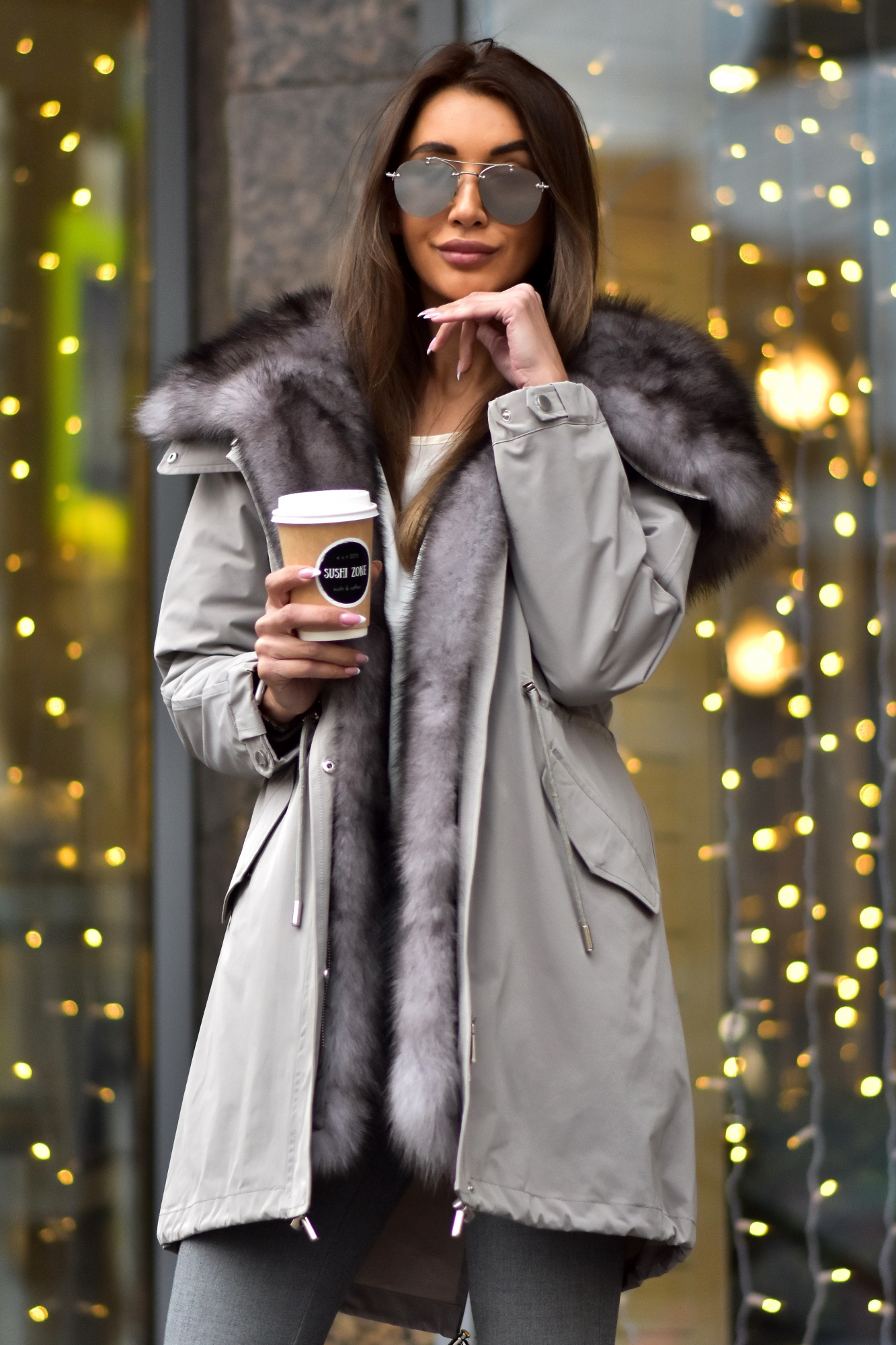 Зимняя парка с полным капюшоном