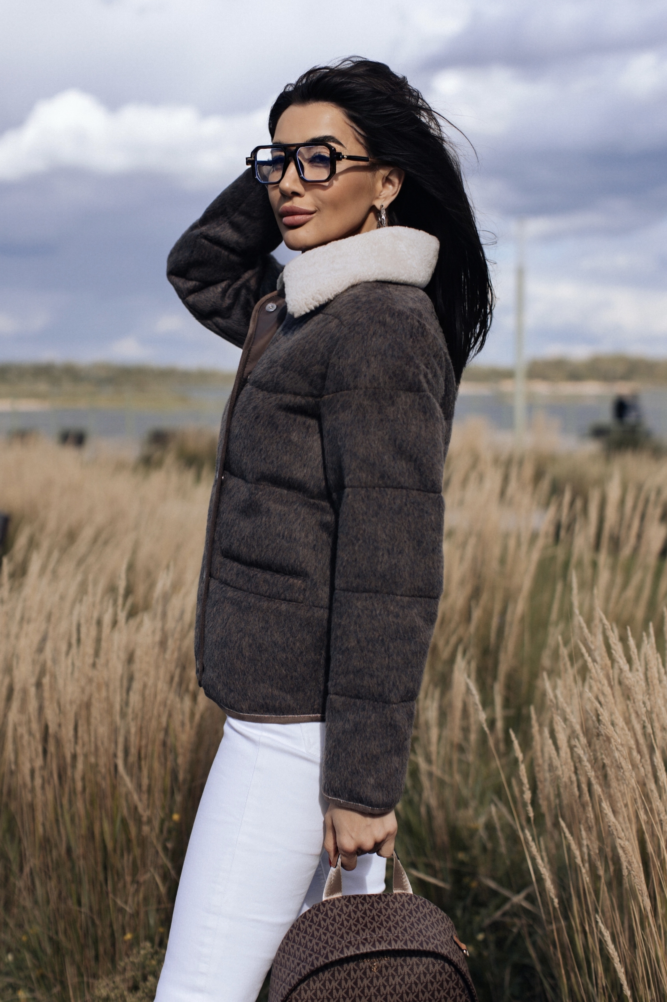 Легкий пуховичок