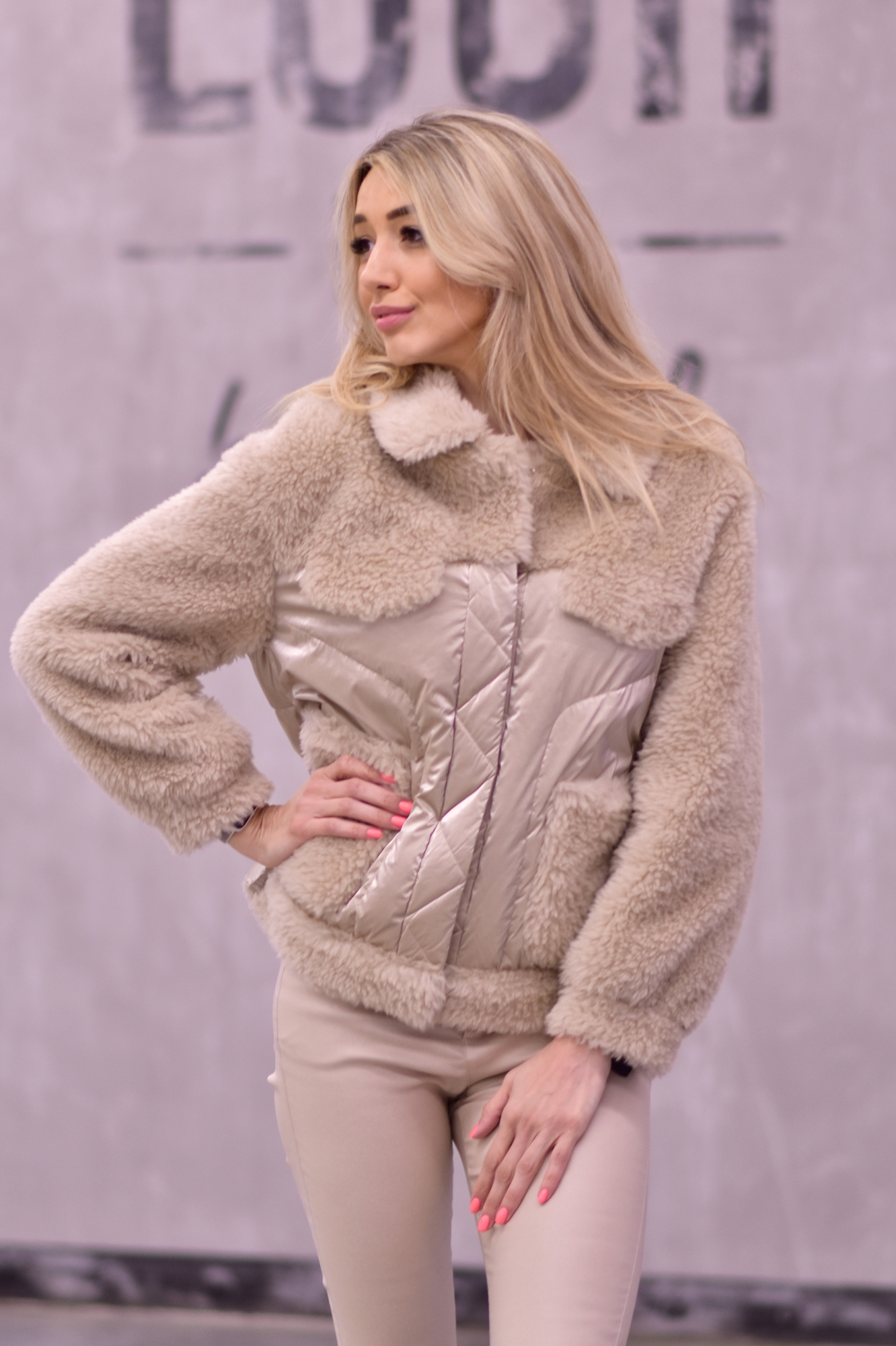 Комбинированная курточка с овечьей шерстью